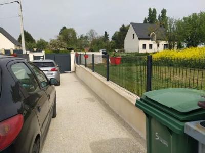 Montage de clôture avec dale de soubassement & Montage de Piliers 